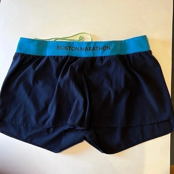 Adidas Boston Marathon Shorts Women’s Size L​ - Picture 1 of 3